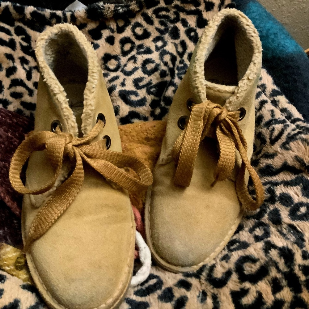 Desert boots